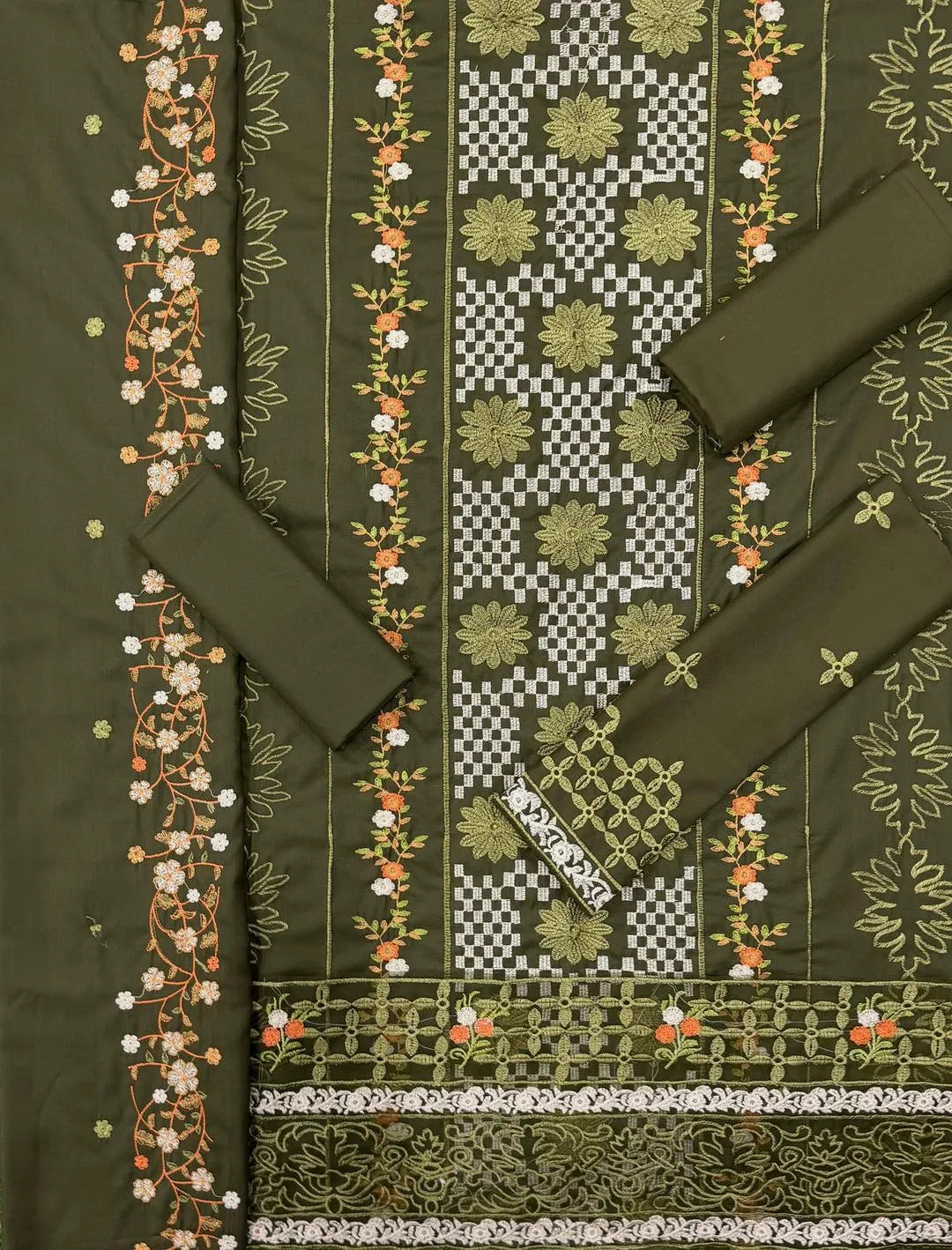 3 Pcs Women's Unstitched Embroidered Suit